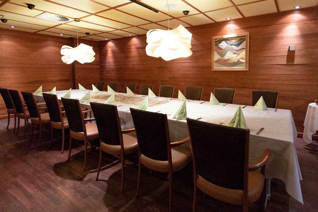 Scandic Ikaalisten Kylpylae Ikaalinen Restoran gambar